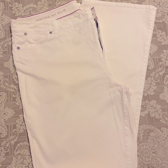 Talbots‎ Heritage Women’s Bootcut 5-Pocket Jeans Zip-Fly Tall White Sz 20 L / 35 - Picture 1 of 5